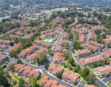 1315 Albariza Place - Photo Thumbnail 38