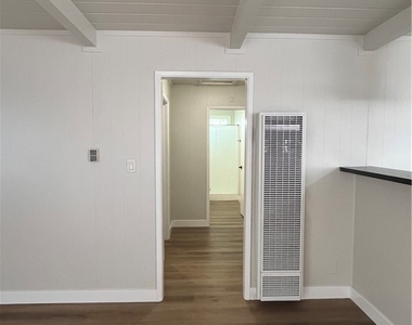 3209 W 110th Street - Photo Thumbnail 2