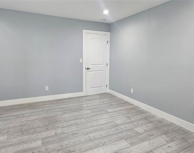 1662 E 60th - Photo Thumbnail 26