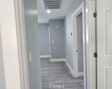 1662 E 60th - Photo Thumbnail 10