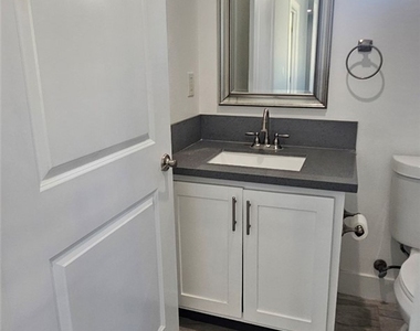 1662 E 60th - Photo Thumbnail 22