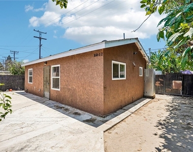1616 1/2 E 89th Street - Photo Thumbnail 14
