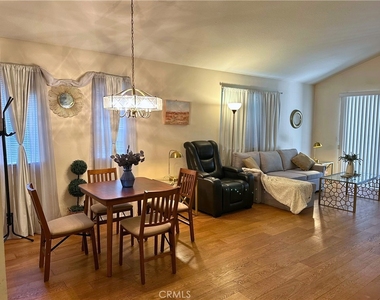 19051 Primrose - Photo Thumbnail 5