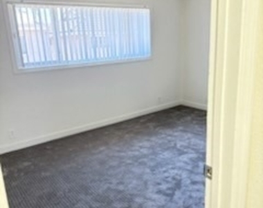 7841 Nancy Circle - Photo Thumbnail 15