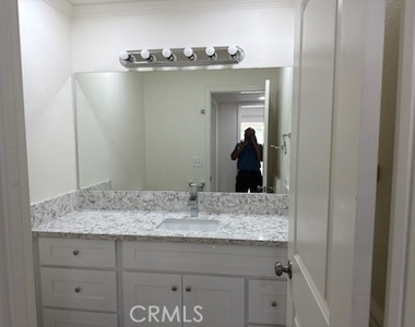7841 Nancy Circle - Photo Thumbnail 8