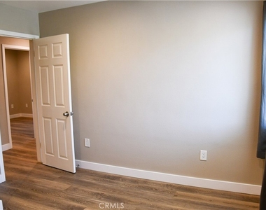 874 N Orange - Photo Thumbnail 28