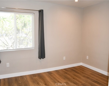 874 N Orange - Photo Thumbnail 25