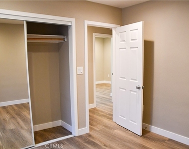 874 N Orange - Photo Thumbnail 39