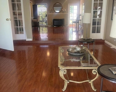 2467 E Villa Street - Photo Thumbnail 9