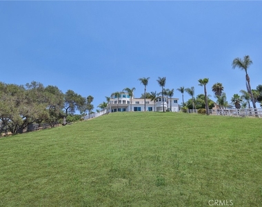 1303 Sycamore Heights - Photo Thumbnail 57