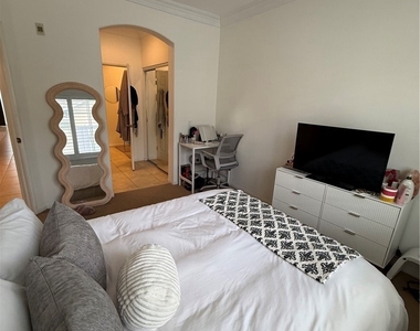 28512 Salerno - Photo Thumbnail 11