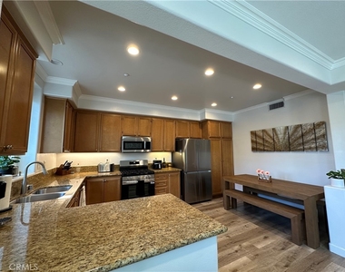 57 Viburnum Way - Photo Thumbnail 2