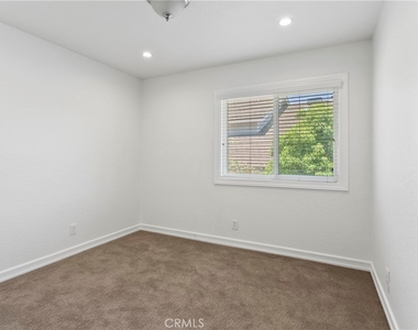 28501 El Sur - Photo Thumbnail 20