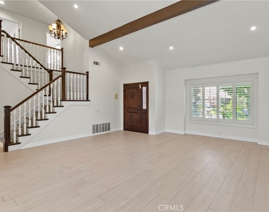 28501 El Sur - Photo Thumbnail 5