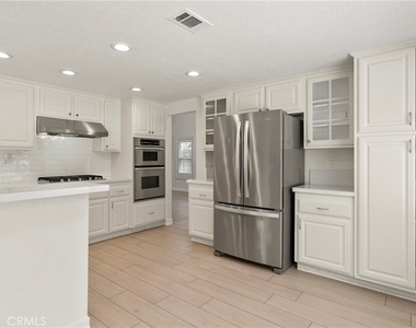 28501 El Sur - Photo Thumbnail 9