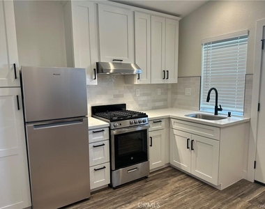 728 Park Ln. #2 Adu - Photo Thumbnail 4