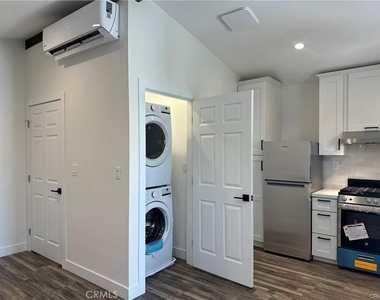 728 Park Ln. #2 Adu - Photo Thumbnail 7