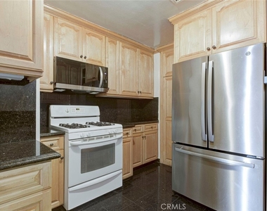 6149 Case Ave - Photo Thumbnail 22