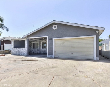 6149 Case Ave - Photo Thumbnail 30
