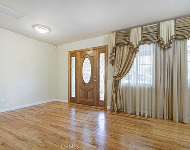 6149 Case Ave - Photo Thumbnail 1