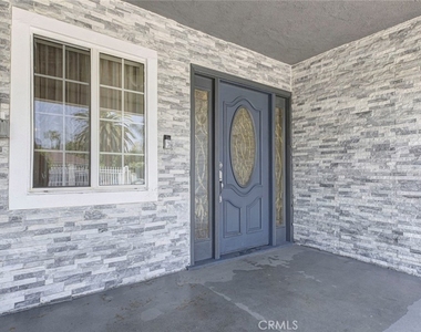 6149 Case Ave - Photo Thumbnail 27