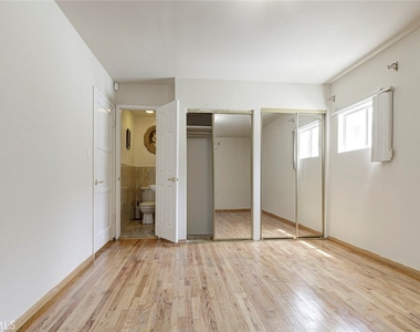 6149 Case Ave - Photo Thumbnail 12
