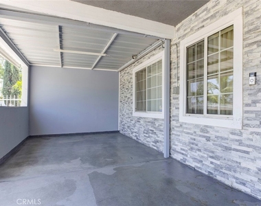 6149 Case Ave - Photo Thumbnail 29