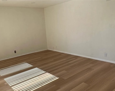 13618 Edgefield - Photo Thumbnail 5