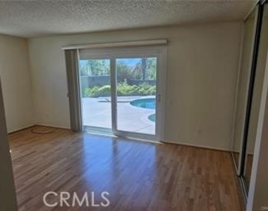 1194 W 14th Street - Photo Thumbnail 15