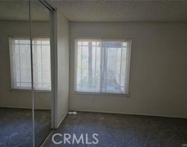1194 W 14th Street - Photo Thumbnail 21