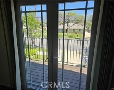 1194 W 14th Street - Photo Thumbnail 28