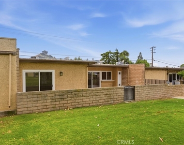725 Palomares Avenue - Photo Thumbnail 27