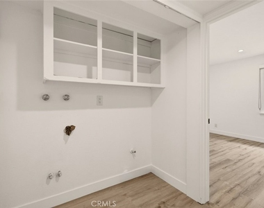 725 Palomares Avenue - Photo Thumbnail 11