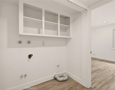 725 Palomares Avenue - Photo Thumbnail 12