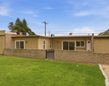 725 Palomares Avenue - Photo Thumbnail 28