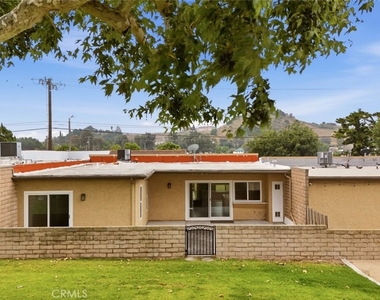 725 Palomares Avenue - Photo Thumbnail 35