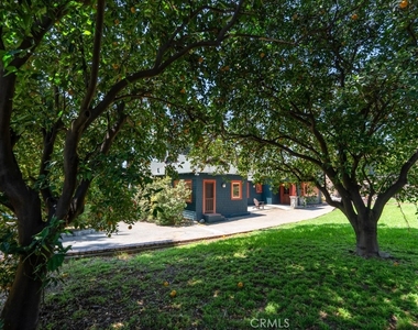 89 E Alegria - Photo Thumbnail 23