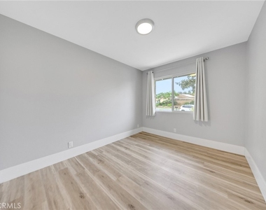 15937 La Ronda Cir - Photo Thumbnail 23