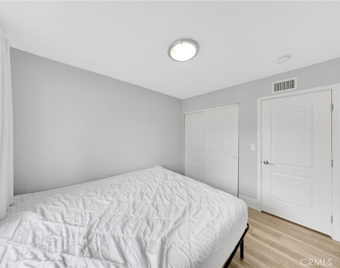 15937 La Ronda Cir - Photo Thumbnail 26