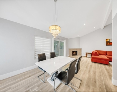 15937 La Ronda Cir - Photo Thumbnail 8