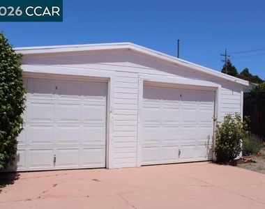 1209 Marin Ave. - Photo Thumbnail 19