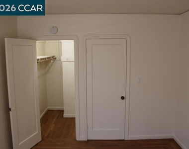 1209 Marin Ave. - Photo Thumbnail 14