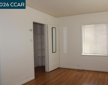 1209 Marin Ave. - Photo Thumbnail 3