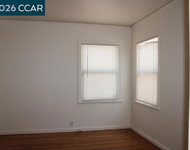 1209 Marin Ave. - Photo Thumbnail 15