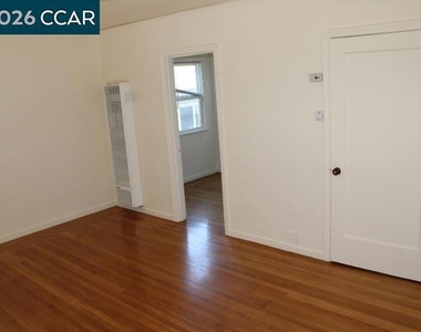 1209 Marin Ave. - Photo Thumbnail 4