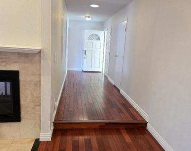 40725 Capa Drive - Photo Thumbnail 2