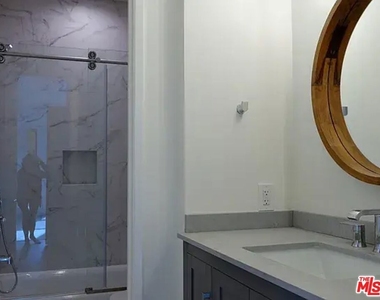23901 Civic Center Way - Photo Thumbnail 12