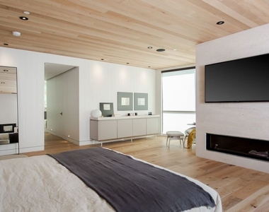 2919 Sanborn Avenue - Photo Thumbnail 33