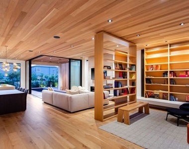 2919 Sanborn Avenue - Photo Thumbnail 1