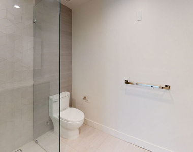 105 S Doheny Drive - Photo Thumbnail 19